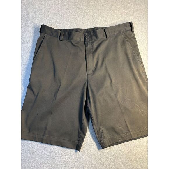 Nike Chino Shorts Mens Sz 36 Black Golf Dri Fit Pockets Mid Rise Flat Front Logo - Picture 1 of 6